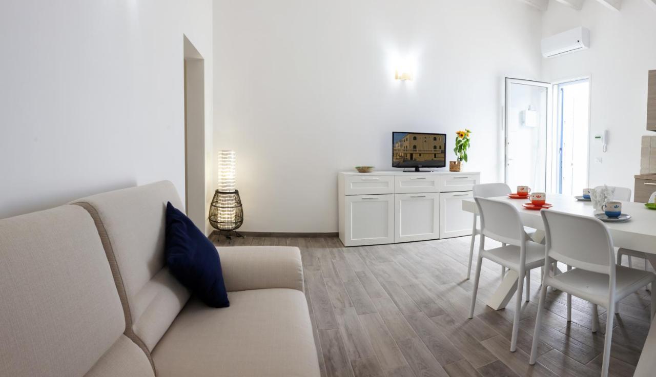 L'Ancora Holidays Punta Secca Exterior photo